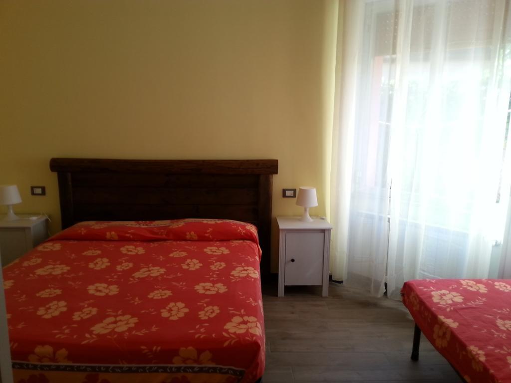 Lindavacanza Moneglia Camera foto