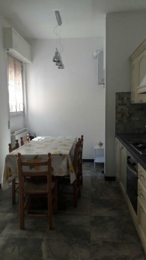 Lindavacanza Moneglia Esterno foto